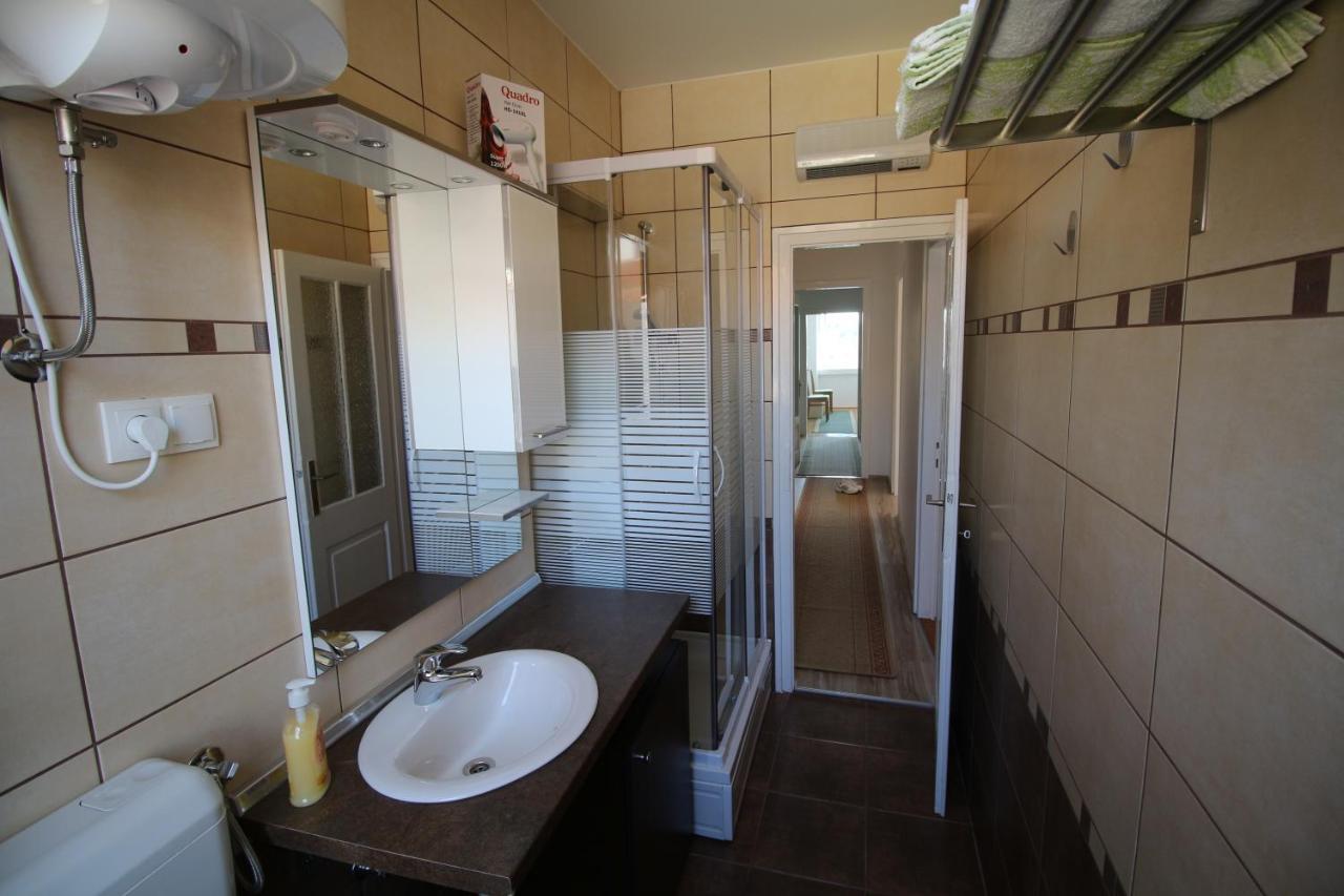 קרק Apartment Ribica מראה חיצוני תמונה